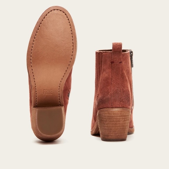 FRYE Alton Chelsea Boot in Rosewood suede 8 1/2 - Picture 12 of 13